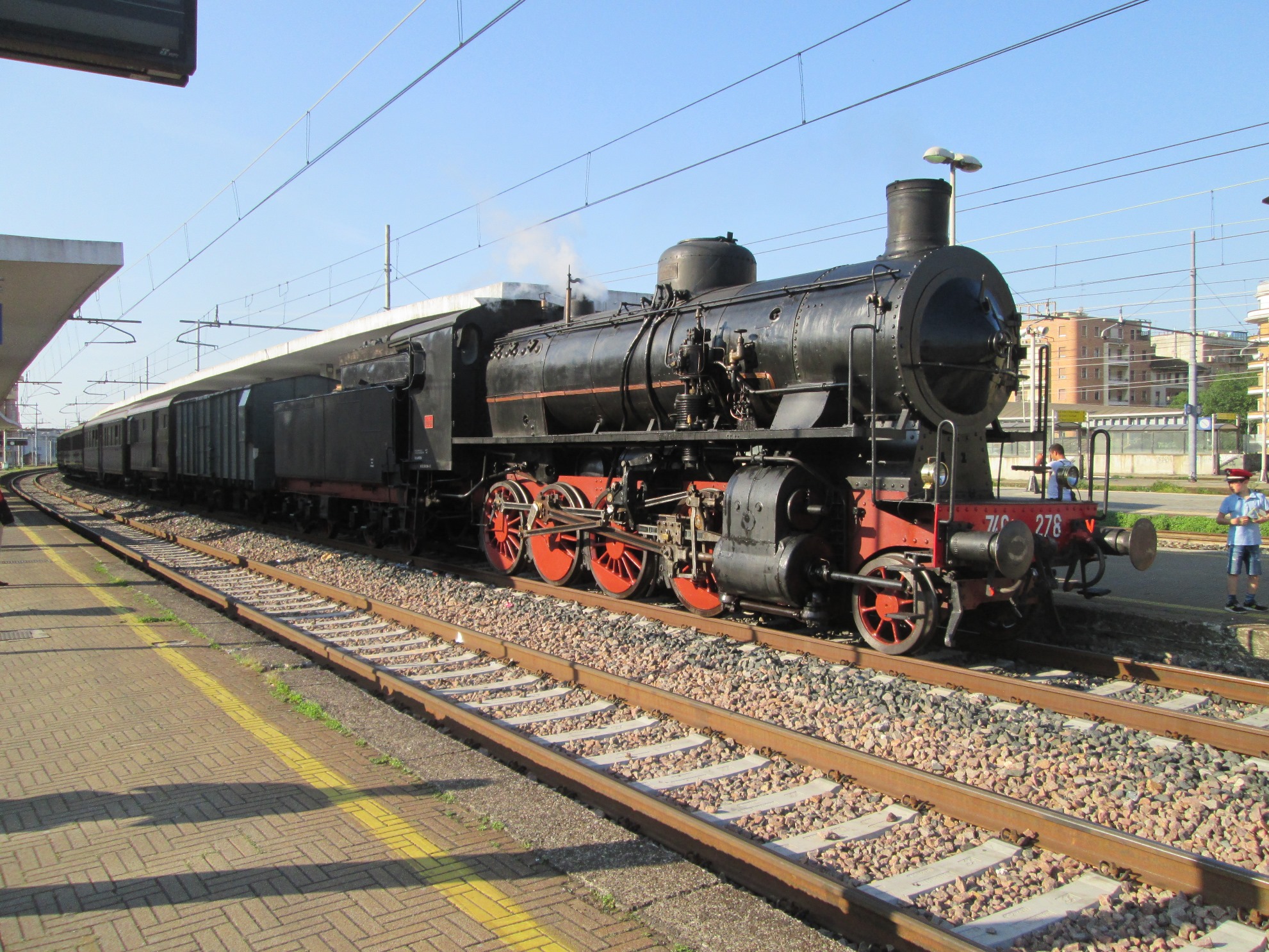740 278, lungo le coste del Lago Maggiore